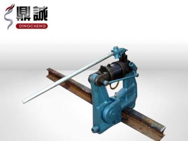 點(diǎn)擊查看詳細(xì)信息<br>標(biāo)題：液壓鋼軌擠孔機(jī) 閱讀次數(shù)：4195